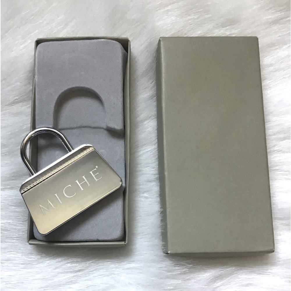 Miche Purse Bling Key Chain